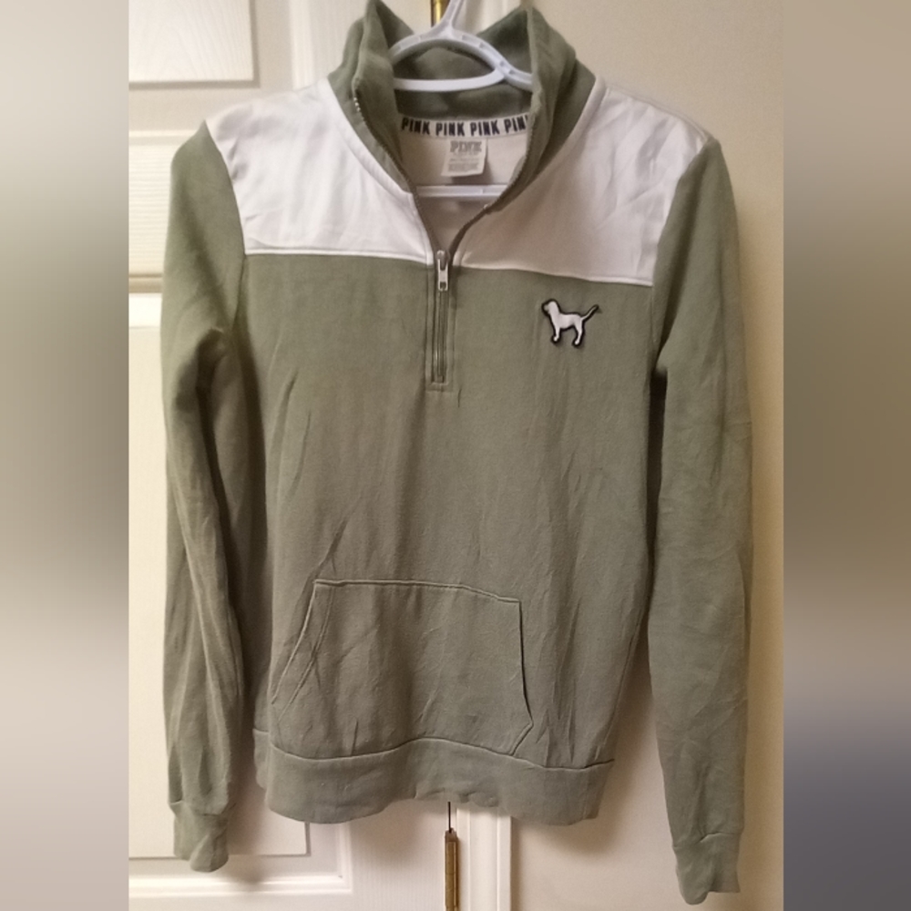 #76 VS Pink 1/2 Zip 🌸